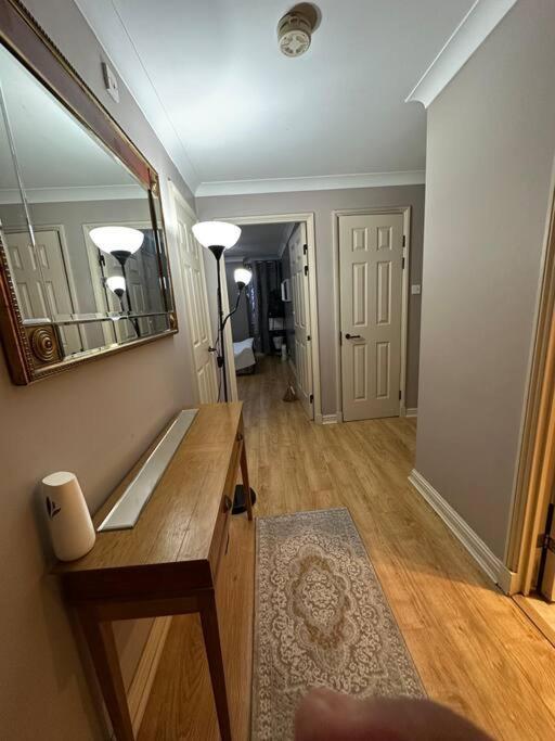 A 2 Standard Bedrooms Flat Appartement Londres